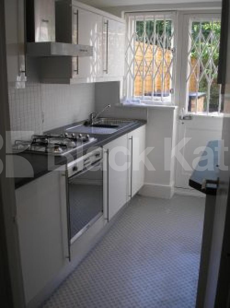 			1 Bedroom, 1 bath, 1 reception Flat			 Marlborough Road, UPPER HOLLOWAY N19